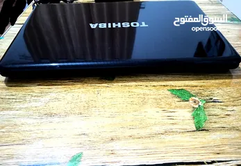  15 لابتوب توشيبا  وكالة