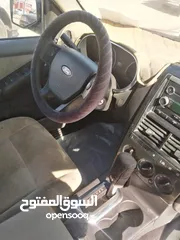  4 سيارة ما شاء الله مش ناقصها اشي