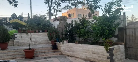  10 بيت مميز مستقل للبيع حي القادسية شارع 30