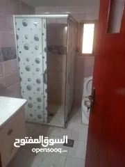  4 شقه للعرسان غرفتين وصاله موقع مميز