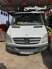  2 مرسيدس 518
