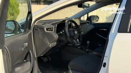  7 Toyota Corolla 1800 hybrid   عداد قليل و ولا غرام بوية إضافات مميزة و بسعرررررررررررررر حررررررررقق