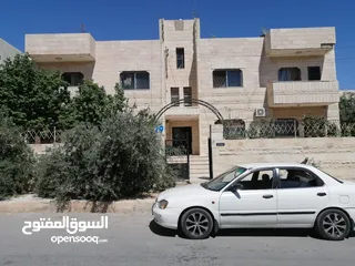  7 منزل للبيع في المقابلين