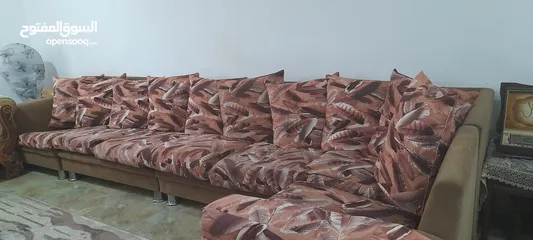  2 طقم كنب كورنر 8 مقاعد مستعمل بحاله جيده جداااا