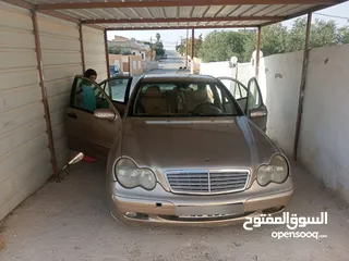  10 مرسيدس c200  2001