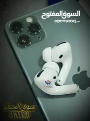  6 النسخة الأمريكى سيريال على العلبة ونفس السيرل محفور على البوكس و كل فردة من السماعاتAirpods pro2 USA