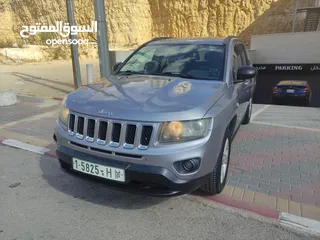  1 Jeep compass