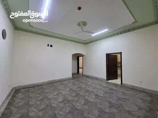  2 شقة كبيرة في البسيتين  Large apartment in Busaiteen
