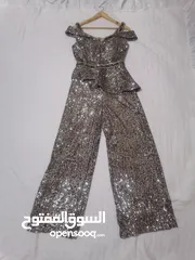  8 فساتين قياس 40 للسيدات بحالة ممتازة فساتين أطفال يتراوح بين 2 إلى 4 سنوات
