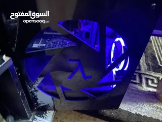  3 كمبيوتر قيمنق للبيع بحالة ممتازة ‏