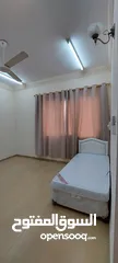  2 غرفة للموظفات العمانيات في الغبرة الجنوبية قريب المستشفى السلطاني و المدرسة الامريكية