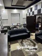  22 محل بودي كامل متكامل للبيع