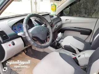  5 ميتسوبيشي L200