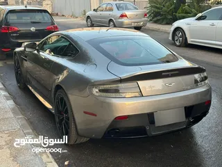  13 Aston Martin Vantge S