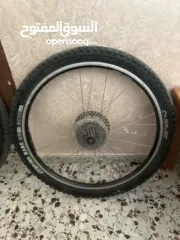  11 بسكليت غيارات للبيع بسعر خيالي الله يوفق صاحب النصيب  عجلين خلفي واحد 9 سرعات واحد 8  بركات خلفي