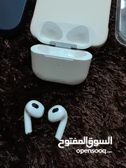  1 Air pods 3 (70) j