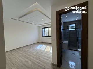 18 شقة دوبليكس مع روف مميز مشاحة الشقة 283م وروف 90م مرخص