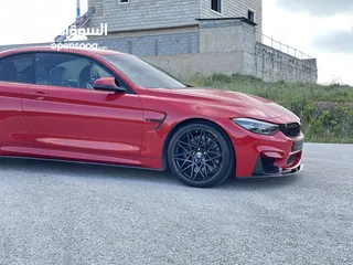  3 BMW M4 COMPETITION