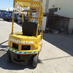  1 رافعه شوقيه ميتسوبييشي  حموله  طن اونص فحص جيد جدا