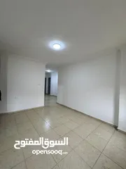  3 شقة فارغة - المدينة الرياضية - 3نوم - مطلة - شهرررري الدفع