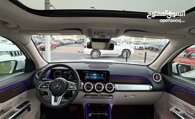  2 Mercedes GLB 2022