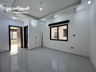  1 أستوديوهات عدد 2 للبيع بالقرب من شارع الجامعه الاردنية موقع مميز