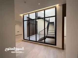  10 للايجار السنوي شقة سكنية فاخرة في حي الواحة