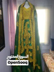  1 فستان زفاف للبيع