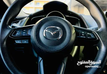  8 A Clean And Good Condition Mazda CX3 2018 White GCC