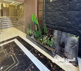  5 لقطة في ام زويتينه الجبيهة شبه ارضي مع ترس و مدخل