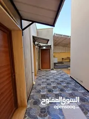  8 منزل في حي الزهور صلاح الدين للبيع