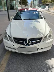  3 للبيع مرسيدس E250 كشف بحالة ممتازة لون ابيض لؤلؤي فحص كامل