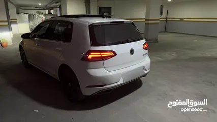  5 E GOLF 2019 50k km  اي جولف 2019 ممشى 50 الف كيلو فقط  السياره بحاله ممتازه و لا تحتاج شيئ