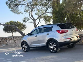  2 جب كيا سبورتاج 2012 ماتور 2000cc ديزل 4x4