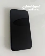  2 IPhone 11 ايفون 11 128 وارد اوربي بحالة الوكالة