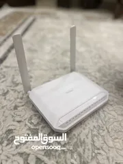  1 راوتر ألياف بصرية FiberHome FTTH بحالة ممتازة! يدعم الإنترنت المنزلي عالي السرعة