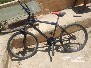  3 بسكليت جنط 24 في حالة مستعمل يوجد بريكات