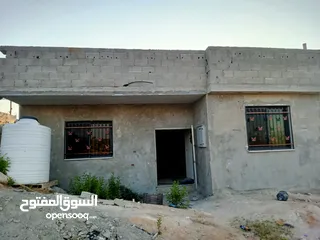  7 بيت مستقل وارض