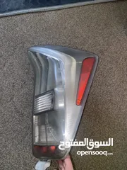  2 ضو بريوس خلفي يمين
