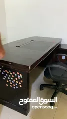  10 مكتب مع كرسي وخزانه شبه وكاله