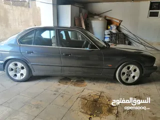  4 سياره بي ام دبل يو