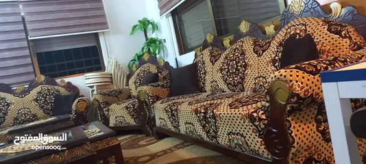  1 كنب تفصيييل الخشب القديم الثقيل وكااااله وعاينهم مضمونين