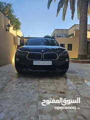  2 BMW X2 SDrive 1.8