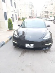  2 Tesla Model 3  2019 للبيع