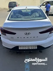  3 Hyundai Elantra