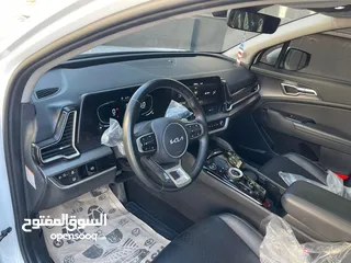  13 كيا سبورتاج هايبرد 2023/22فل الفل الفل عداد قليل اصلي