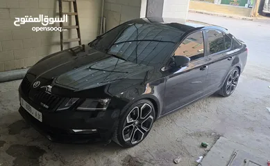  1 سكودا اوكتافيا اتوماتيك ماتور 2000