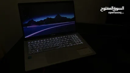  6 Laptop from asus   لابتوب من اسوس للبيع او البدل ب ايباد او ماك