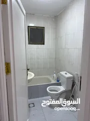  11 شقة بالزرقاء الجديدة للإستثمار أو السكن .