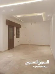  5 شقة أرضية جديدة ماشاء الله للبيع حجم كبيرة في المدينة طرابلس منطقة سوق الجمعة الحشان